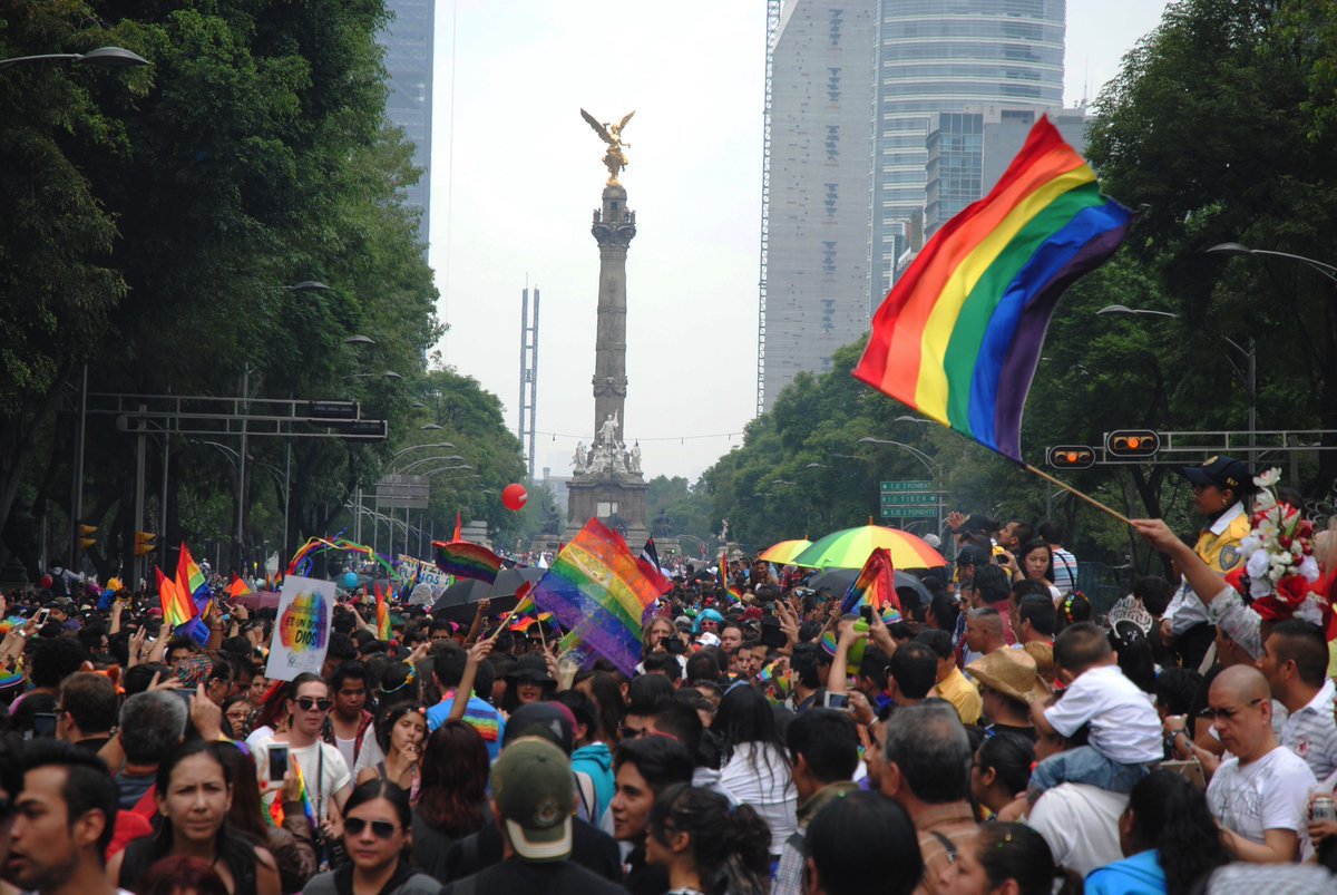 marcha carnaval acto político contra fobias discriminación