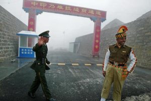 China y la India aumentan tensiones por carretera