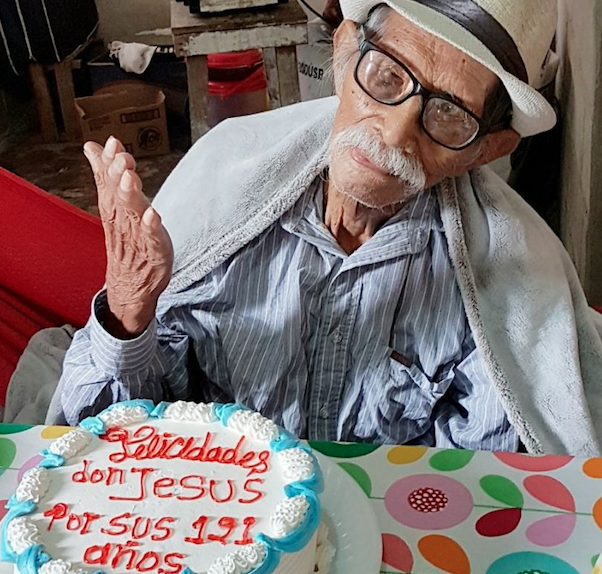 fallece hombre más longevo de México a los 121 años