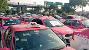 Taxistas de CDMX protestan por tablets
