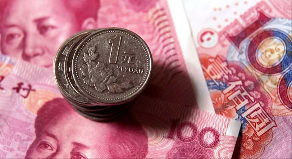 China devalúa moneda antes reunión Estados Unidos