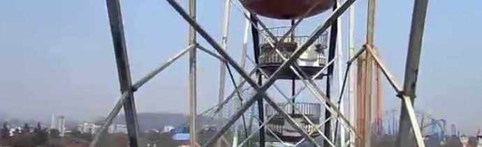 Adolescente cae de juego de Six Flags; denuncian negligencia