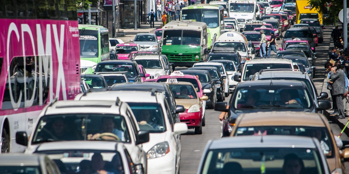 Solución del nuevo reglamento de tránsito es más riesgo