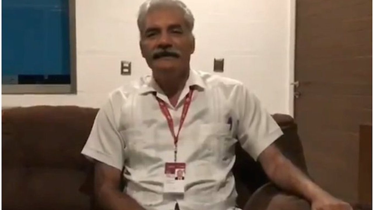 Mireles llamó pirujas a mujeres durante una visita a hospital