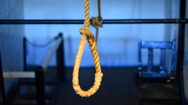 Pakistan-Ahorcamiento-Violadores