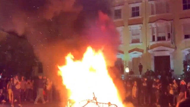 incendio-iglesia-san-juan-protestas-estados-unidos