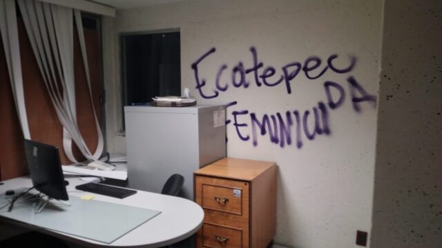 Liberan feministas tomaron oficinas CODHEM
