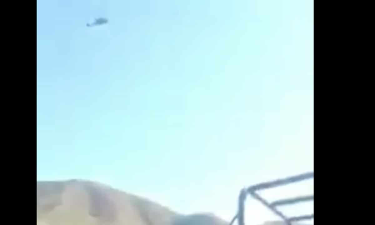 Aeronave de la Fuerza Aérea Mexicana dispara contra del CJNG [Video]