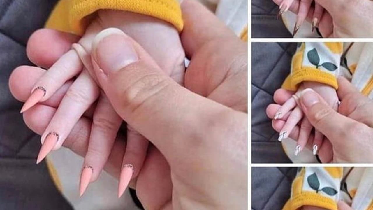 mano bebé uñas postizas
