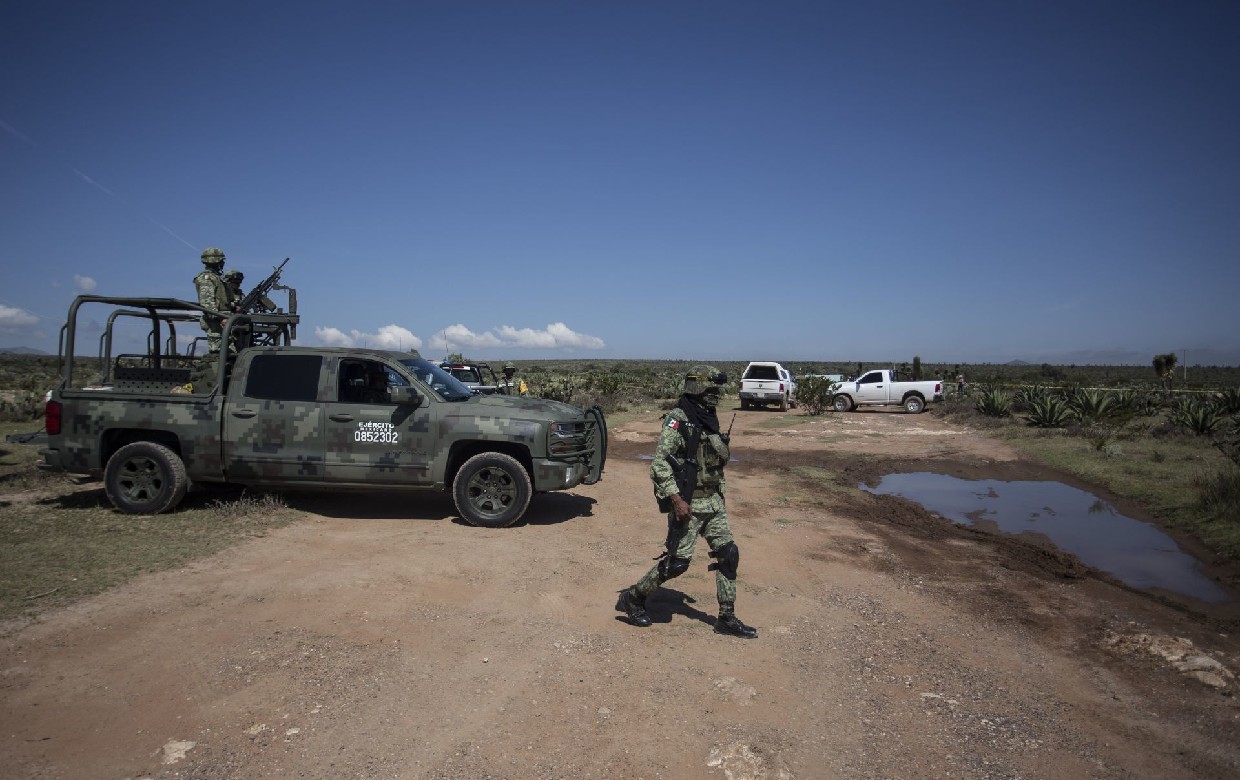 Cárteles destruyen antenas de comunicación en Zacatecas para aislar a comunidades