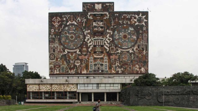 UNAM exige a AMLO disculpa pública