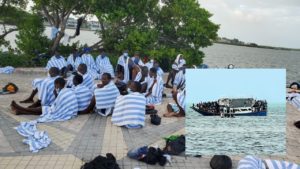Barco con 300 supuestos migrantes queda encallada en los Cayos de Florida, Estados Unidos