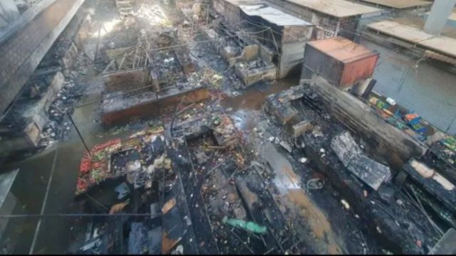 Incendio destruye el tradicional mercado San Juan de Dios en Guadalajara | VIDEO