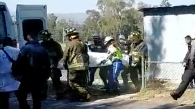 Video: Encuentran cuerpo flotando en pista de canotaje de Xochimilco