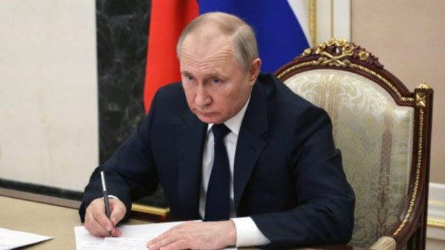 Vladimir Putin advierte que habrá limpieza de "la escoria y traidores" en Rusia