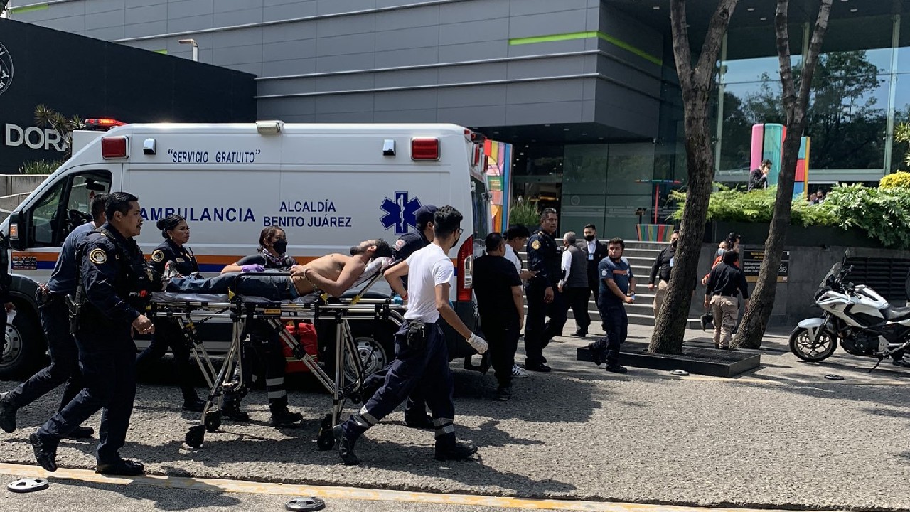 CDMX: balacera en Plaza Metrópoli dejó al menos un muerto y dos personas heridas