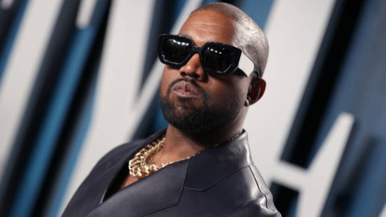 Kanye West pierde contrato con Adidas por comentarios antisemitas