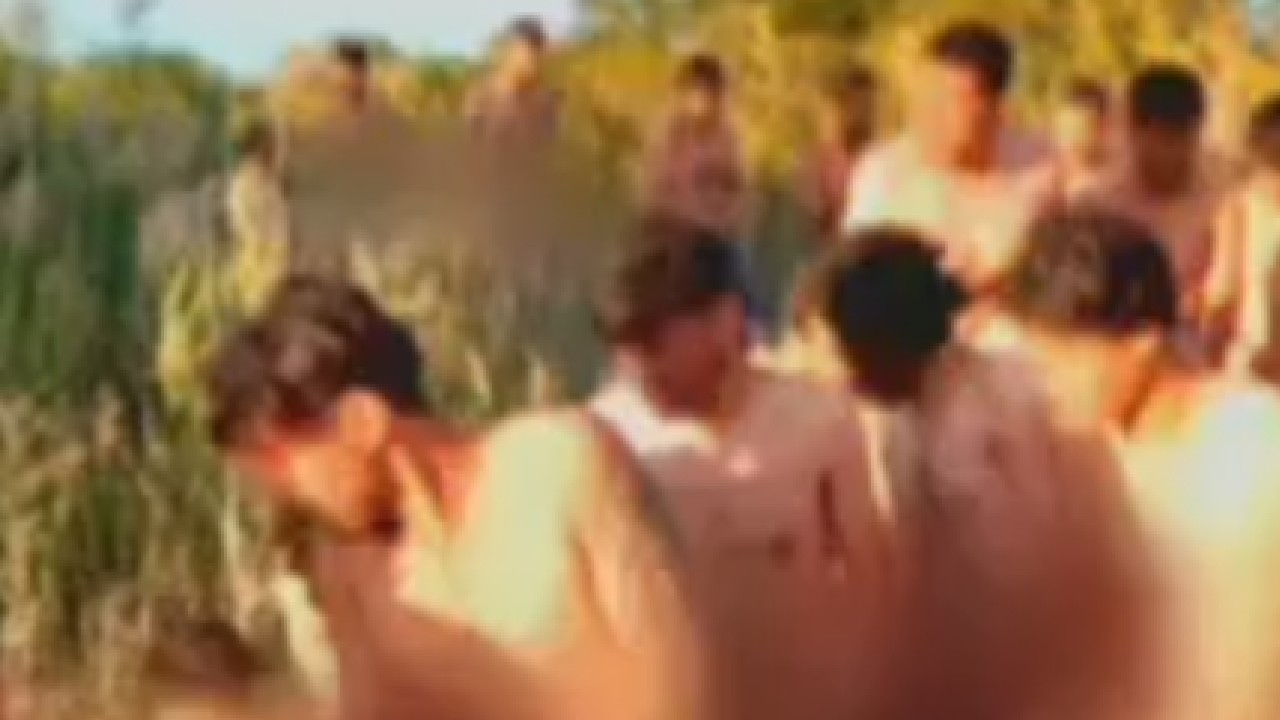Encontraron a un centenar de migrantes desnudos en la frontera de Grecia con Turquía