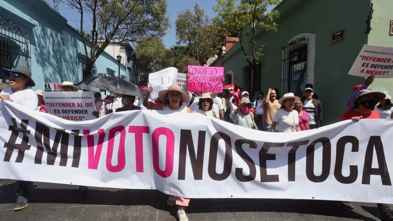 'Pertenecieron al narcoestado': AMLO sobre asistentes a la marcha del INE